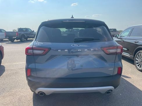 Used 2026 Ford Escape SE FWD image 6