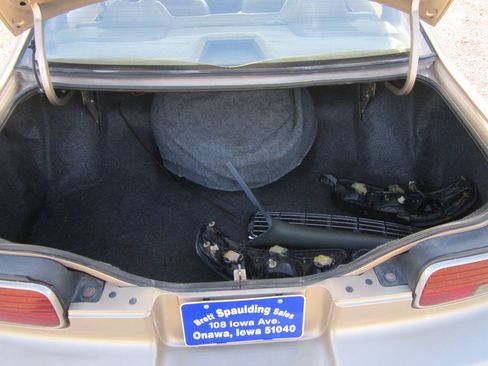 Used 1996 Chevrolet Caprice Classic RWD image 13