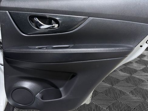 Used 2015 Nissan Rogue SL image 15