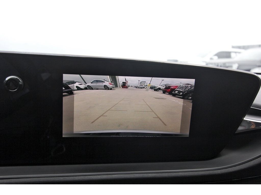 Used 2025 Buick Envista Sport Touring w/ Convenience I Package FWD image 22