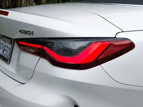 Used 2023 BMW 430i Convertible w/ Premium Package image 8