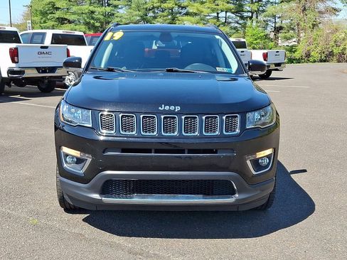 Used 2019 Jeep Compass Limited AWD/4WD image 2