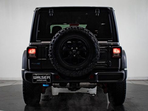 Used 2024 Jeep Wrangler Unlimited image 10