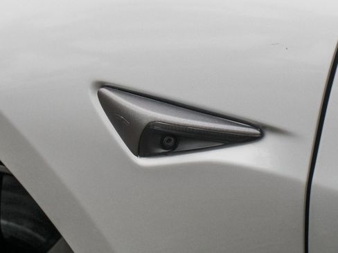 Used 2018 Tesla Model 3 Long Range image 45