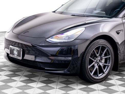 Used 2022 Tesla Model 3 Long Range AWD/4WD image 40
