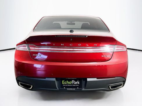 Used 2016 Lincoln MKZ FWD image 7