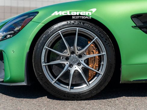 Used 2020 Mercedes-Benz AMG GT R image 35