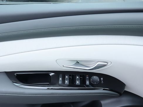 New 2026 Hyundai Tucson Limited image 23