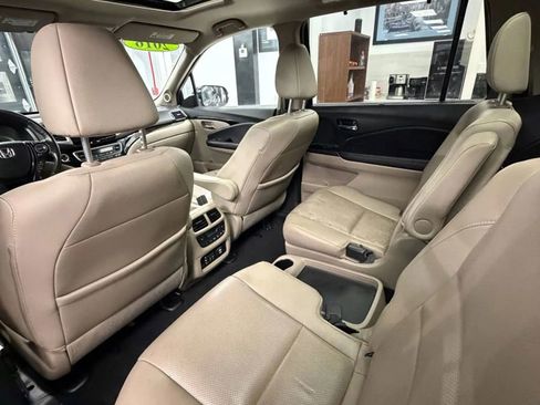 Used 2016 Honda Pilot Elite image 14