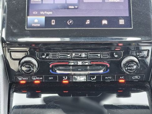 Used 2022 Jeep Grand Cherokee L Laredo w/ Luxury Tech Group I image 24