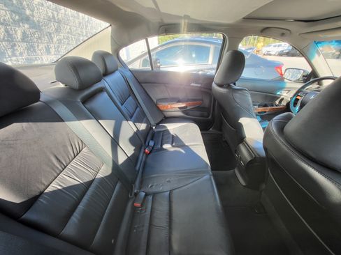 Used 2012 Honda Accord EX-L image 9