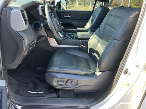 Used 2022 Toyota Tundra Limited AWD/4WD image 16