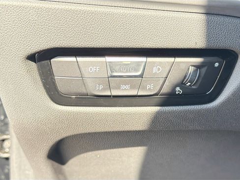 Used 2025 BMW 330i Sedan image 35