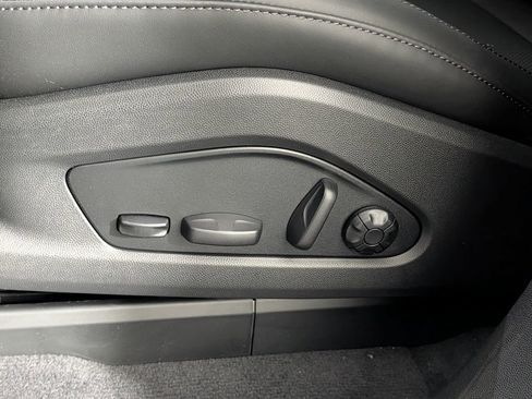 New 2026 Porsche Macan Turbo Electric image 29