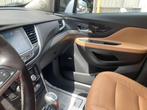 Used 2019 Buick Encore Essence w/ Experience Buick Package AWD/4WD image 16