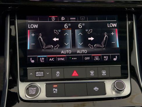 Used 2025 Audi Q7 3.0T Premium Plus AWD/4WD image 22