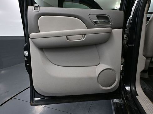 Used 2010 Chevrolet Silverado 1500 LTZ image 34