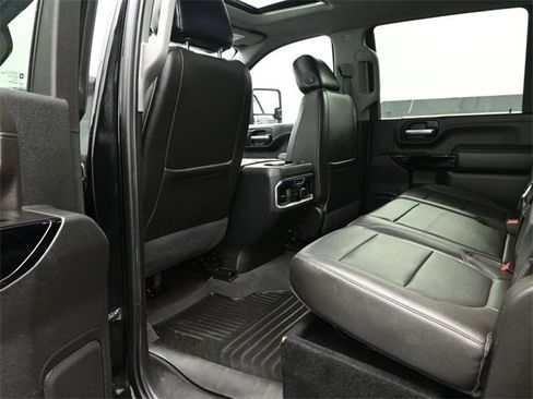 Used 2020 Chevrolet Silverado 2500 LTZ w/ LTZ Premium Package image 11