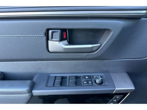 Used 2023 Toyota Tundra Limited image 11