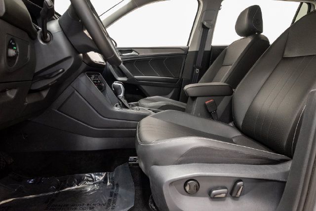 Used 2023 Volkswagen Tiguan SE FWD image 11
