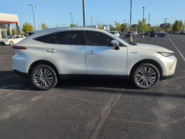 Used 2021 Toyota Venza XLE w/ Softex Package AWD/4WD image 7