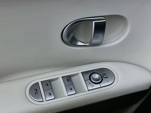 Used 2024 Hyundai Ioniq 5 SEL RWD image 15