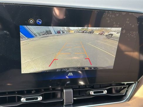 New 2026 Chevrolet Equinox ACTIV FWD image 21