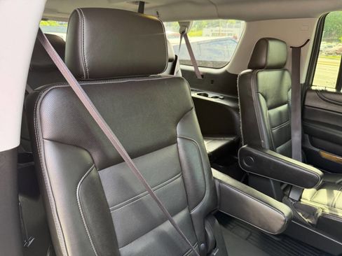 Used 2016 GMC Yukon XL Denali AWD/4WD image 25