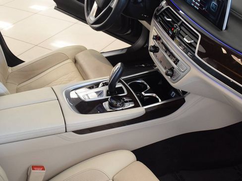 Used 2017 BMW 740i RWD image 56
