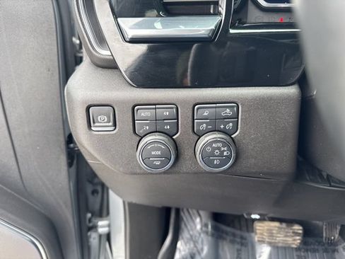 Used 2024 Chevrolet Silverado 1500 High Country w/ Z71 Off-Road Package AWD/4WD image 22