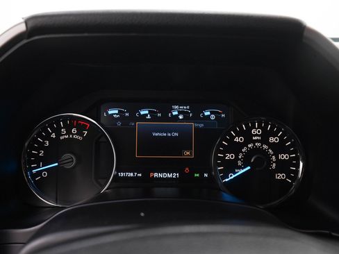 Used 2017 Ford F150 Lariat w/ Equipment Group 502A Luxury AWD/4WD image 30