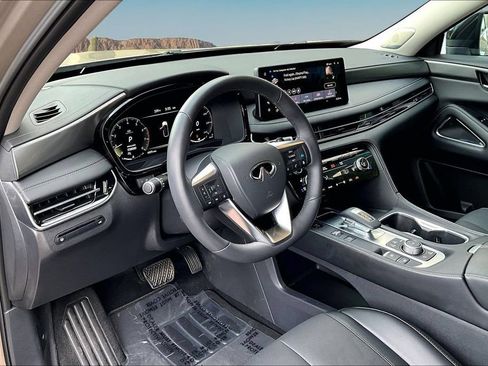 Used 2026 INFINITI QX60 Luxe w/ Cargo Package FWD image 14