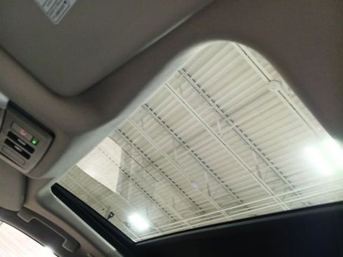 Certified 2023 Nissan Rogue SL w/ SL Premium Package image 28