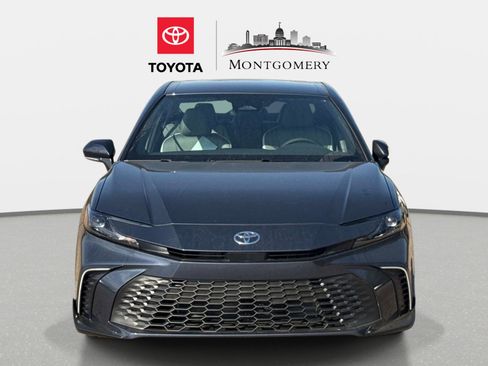 New 2026 Toyota Camry SE FWD image 8