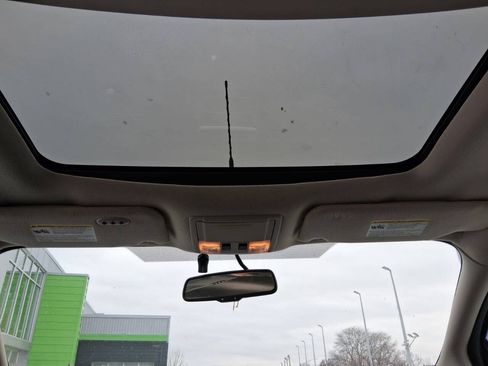 Used 2010 Ford Edge Limited FWD image 10