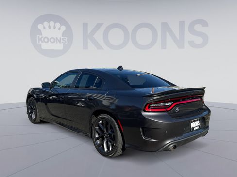 Used 2021 Dodge Charger GT w/ Blacktop Package RWD image 4