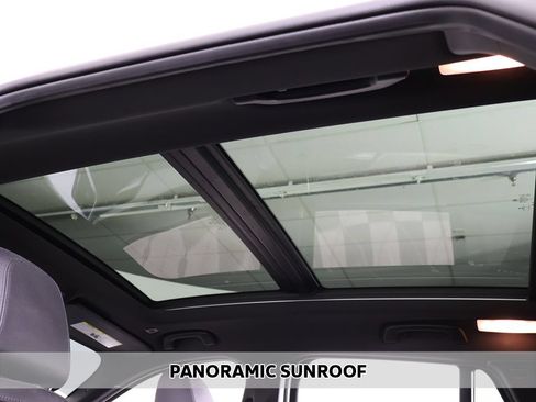 Used 2020 BMW X1 xDrive28i AWD/4WD image 4