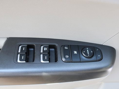 Used 2020 Kia Sportage LX FWD image 13
