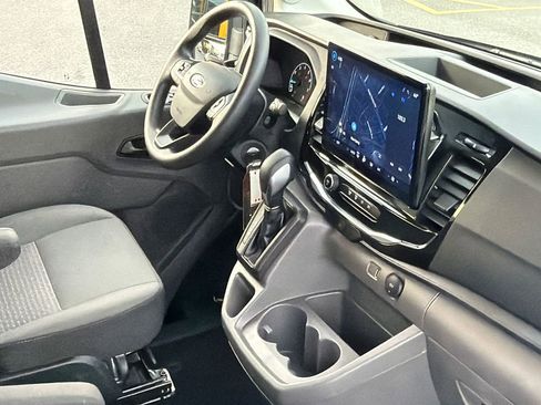 Used 2024 Ford Transit 350 XLT image 13