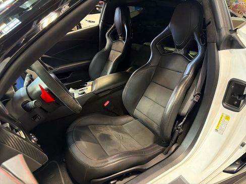Used 2017 Chevrolet Corvette Z06 image 21