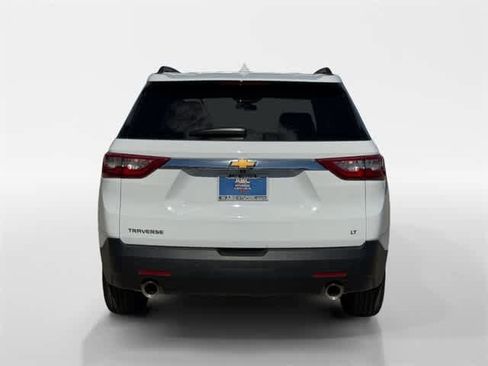 Used 2021 Chevrolet Traverse LT image 11