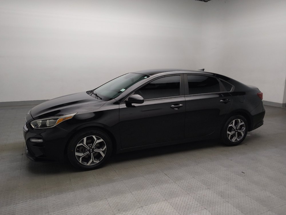 Used 2020 Kia Forte LXS FWD image 2