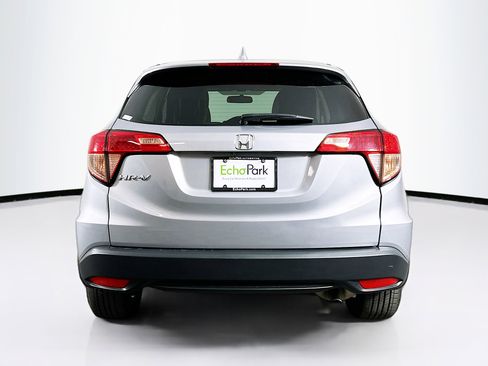 Used 2018 Honda HR-V EX image 7