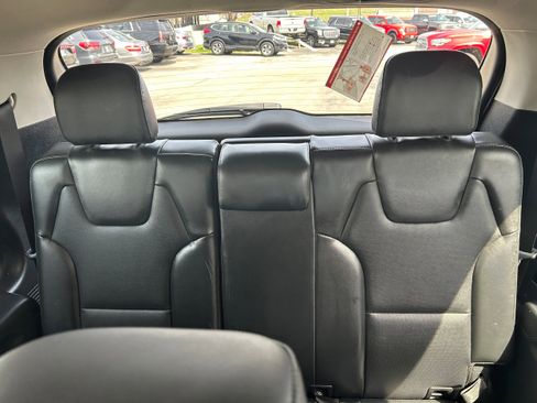 Used 2020 Kia Telluride LX AWD/4WD image 7