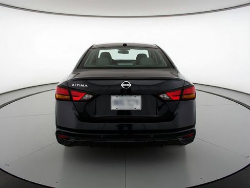 Used 2025 Nissan Altima 2.5 SV FWD image 7