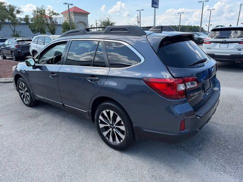 Used 2017 Subaru Outback 2.5i Limited AWD/4WD image 9