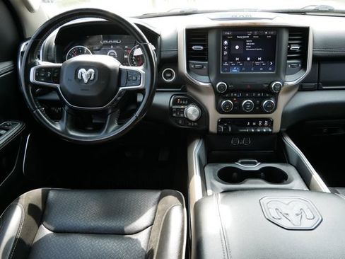 Used 2022 RAM 1500 Laramie AWD/4WD image 15