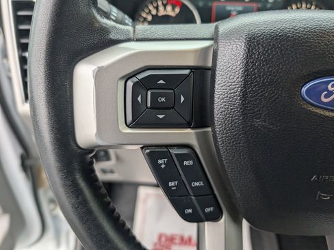 Used 2018 Ford F150 Lariat image 17