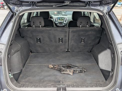 Used 2019 Chevrolet Equinox LT image 32