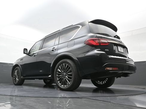 Used 2023 INFINITI QX80 Premium Select w/ All-Season Package AWD/4WD image 26